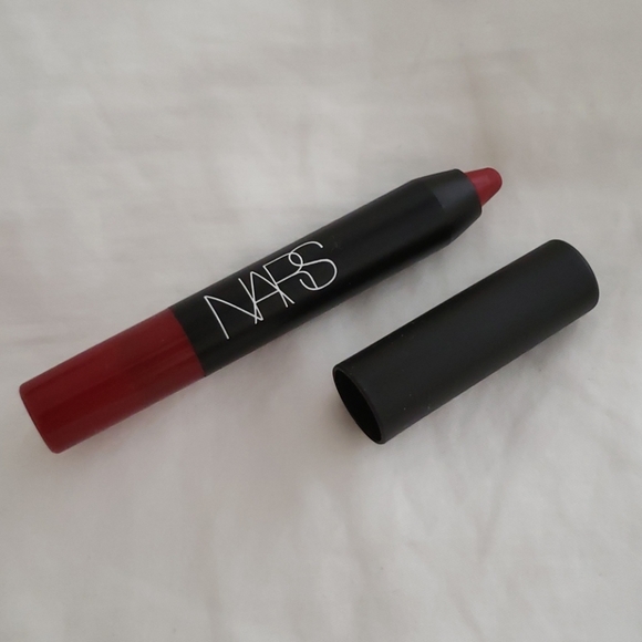 NARS mini Velvet Matte Lip Pencil - Cruella - Picture 2 of 3